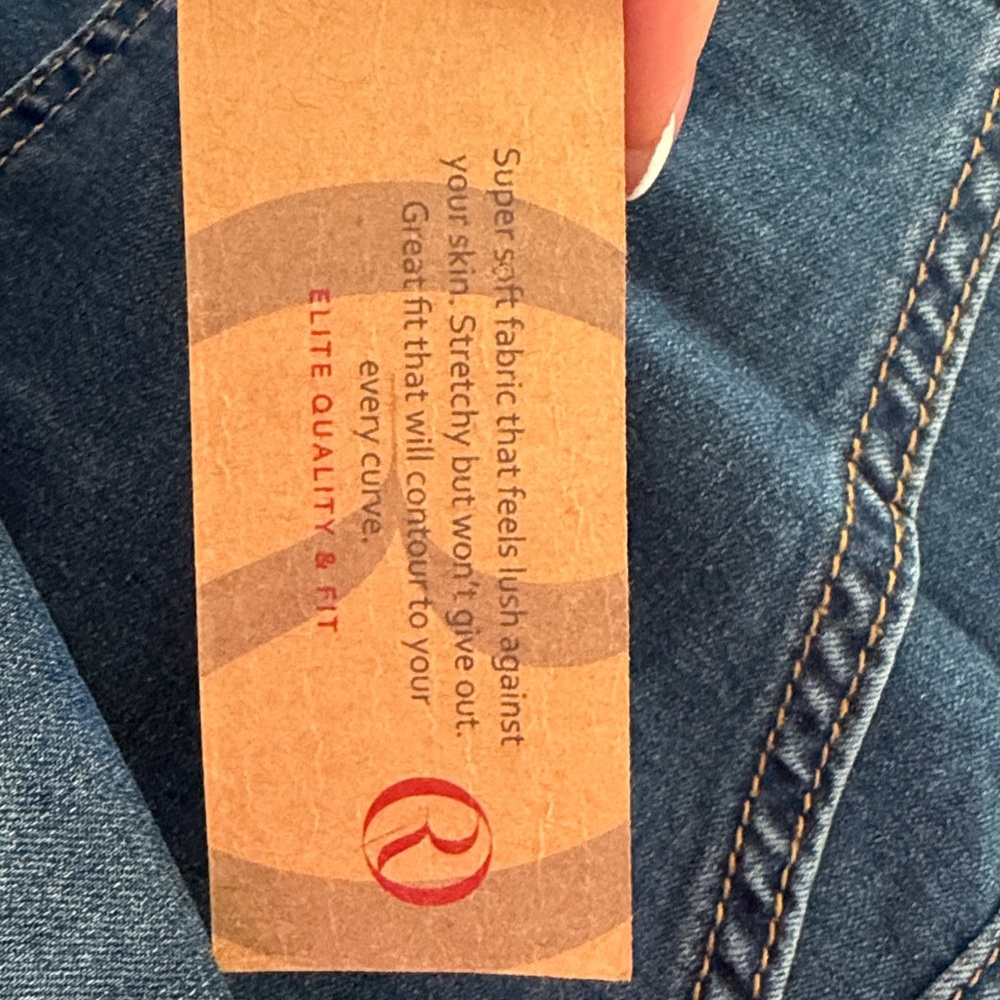 Cato Classic Blue Jean Shorts - Picture 4 of 4